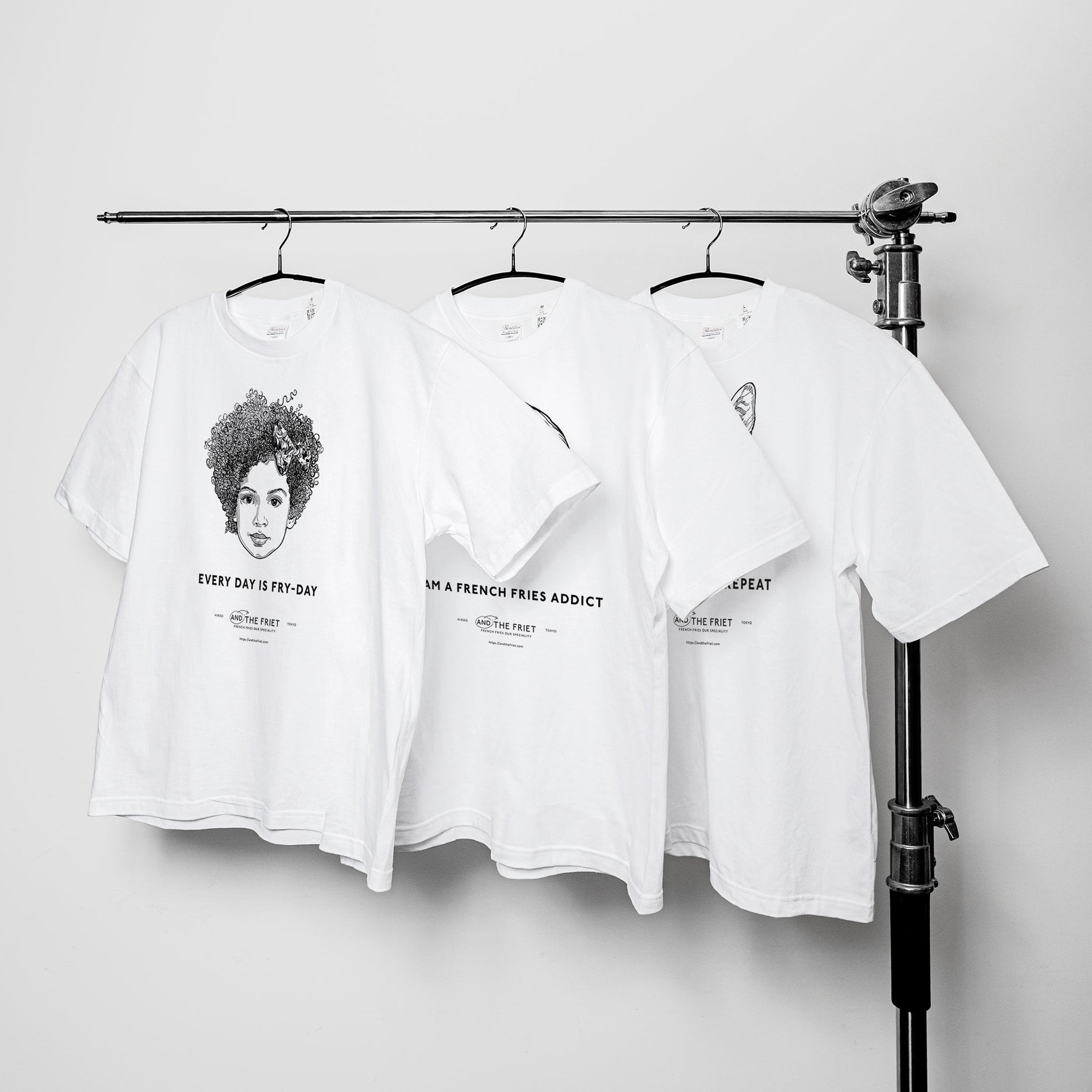 T-SHIRT