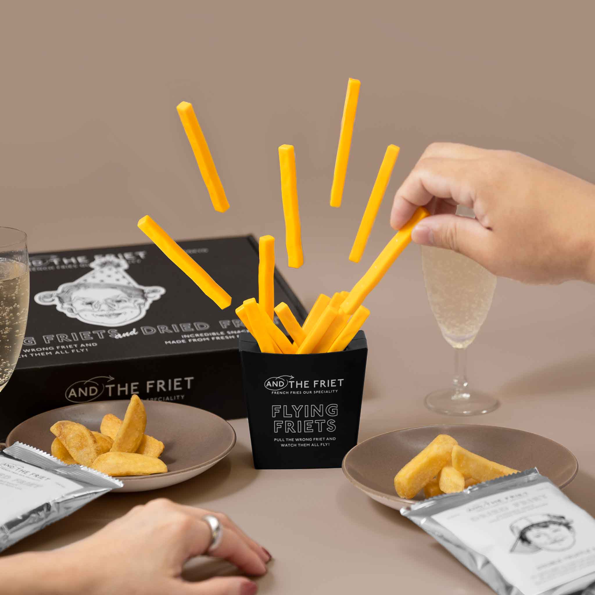 おもちゃ付：FLYING FRIETS SET